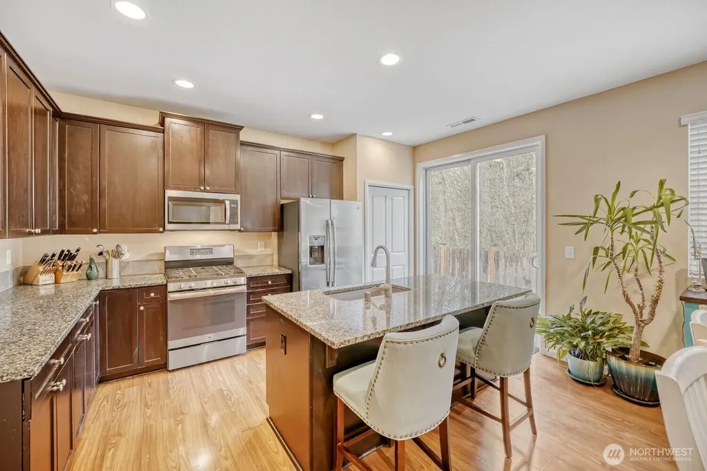 16720 80th Avenue Ct E Puyallup WA 98375