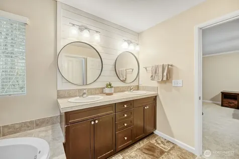 16720 80th Avenue Ct E Puyallup WA 98375