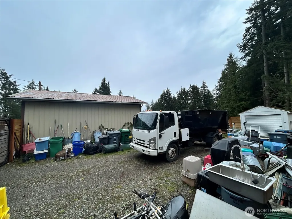 5013 80th Street E Tacoma WA 98443