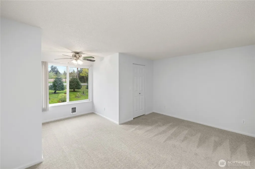 1721 SW 318th Place Federal Way WA 98023
