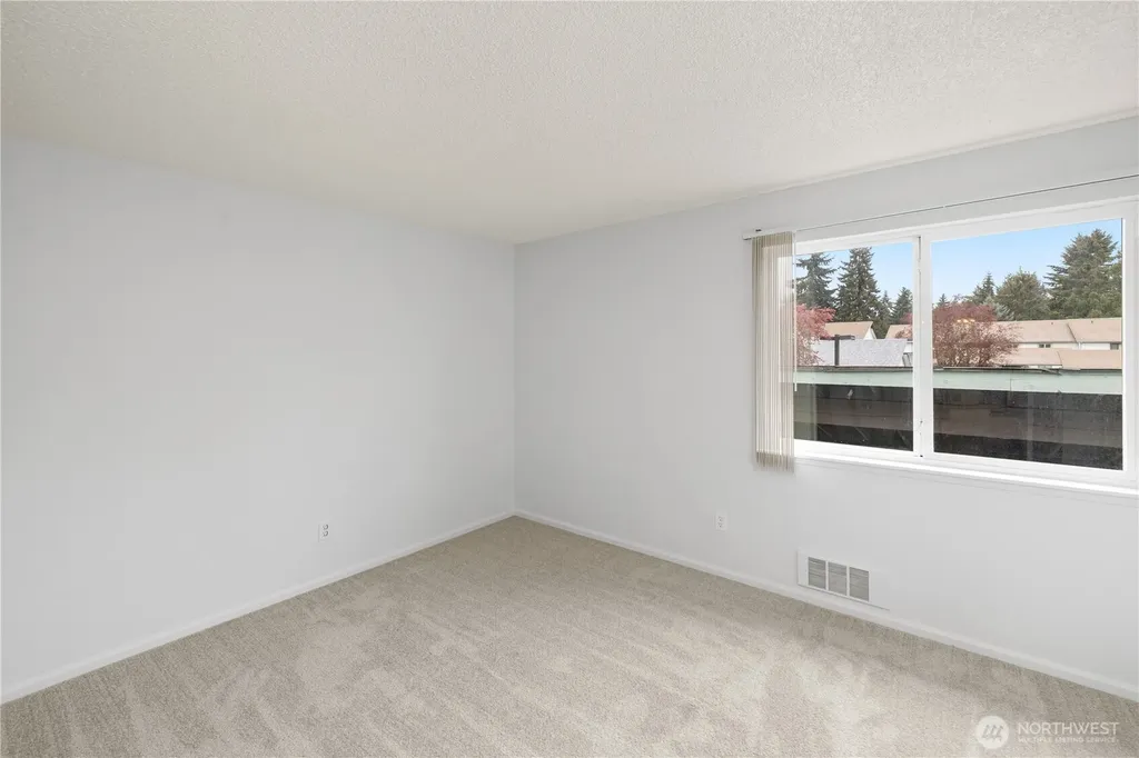 1721 SW 318th Place Federal Way WA 98023