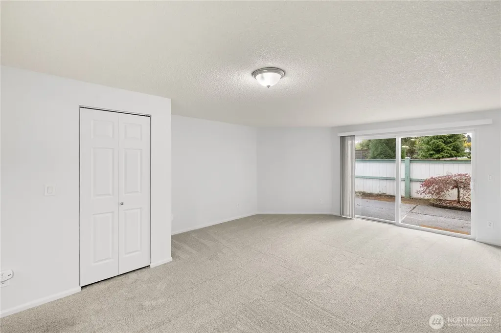 1721 SW 318th Place Federal Way WA 98023