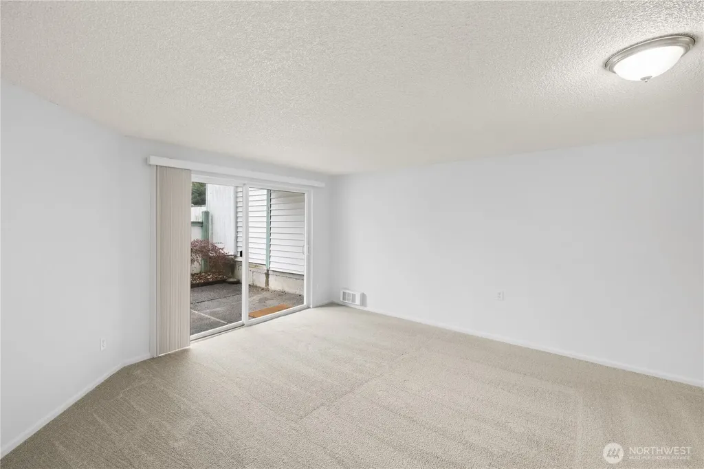 1721 SW 318th Place Federal Way WA 98023