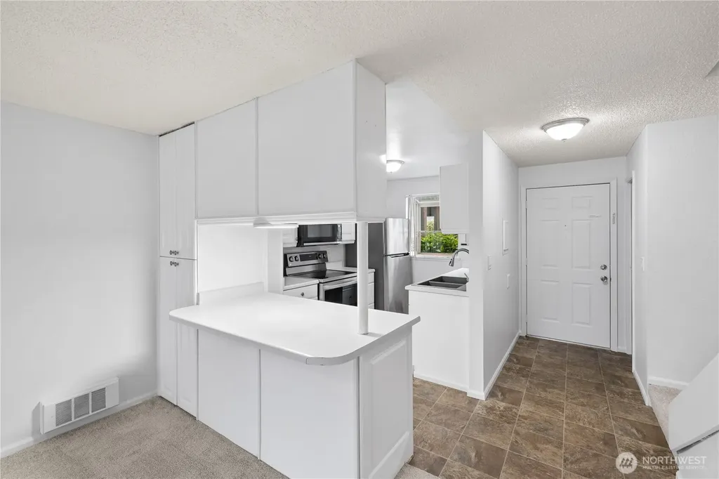 1721 SW 318th Place Federal Way WA 98023