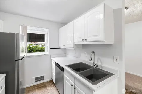1721 SW 318th Place Federal Way WA 98023