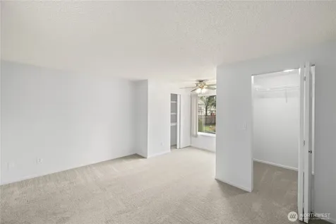 1721 SW 318th Place Federal Way WA 98023