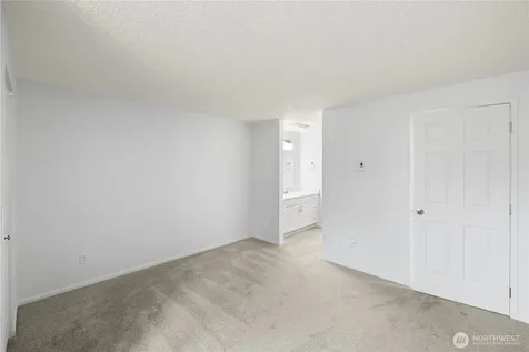 1721 SW 318th Place Federal Way WA 98023