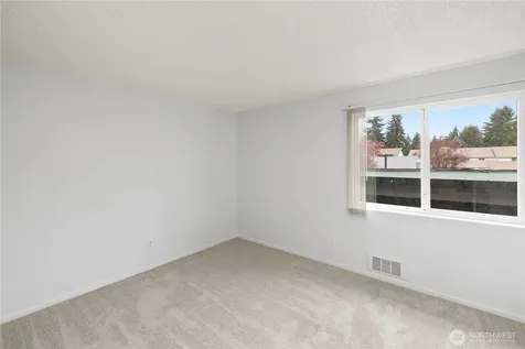 1721 SW 318th Place Federal Way WA 98023