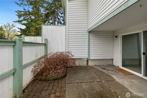 1721 SW 318th Place Federal Way WA 98023