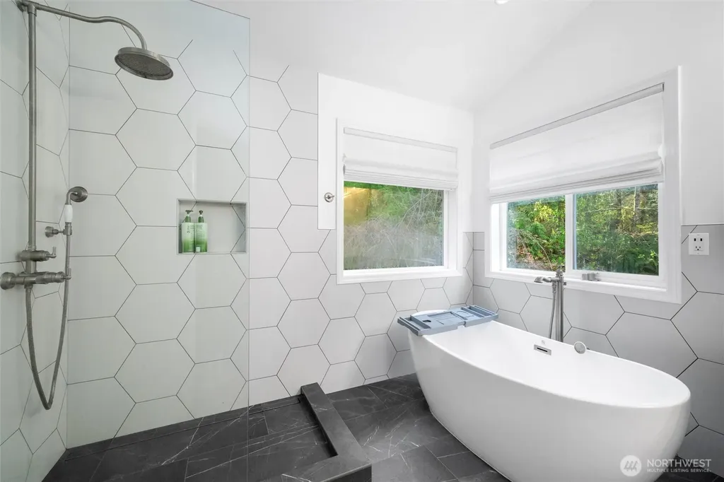 861 Summerhill Drive Sedro Woolley WA 98284