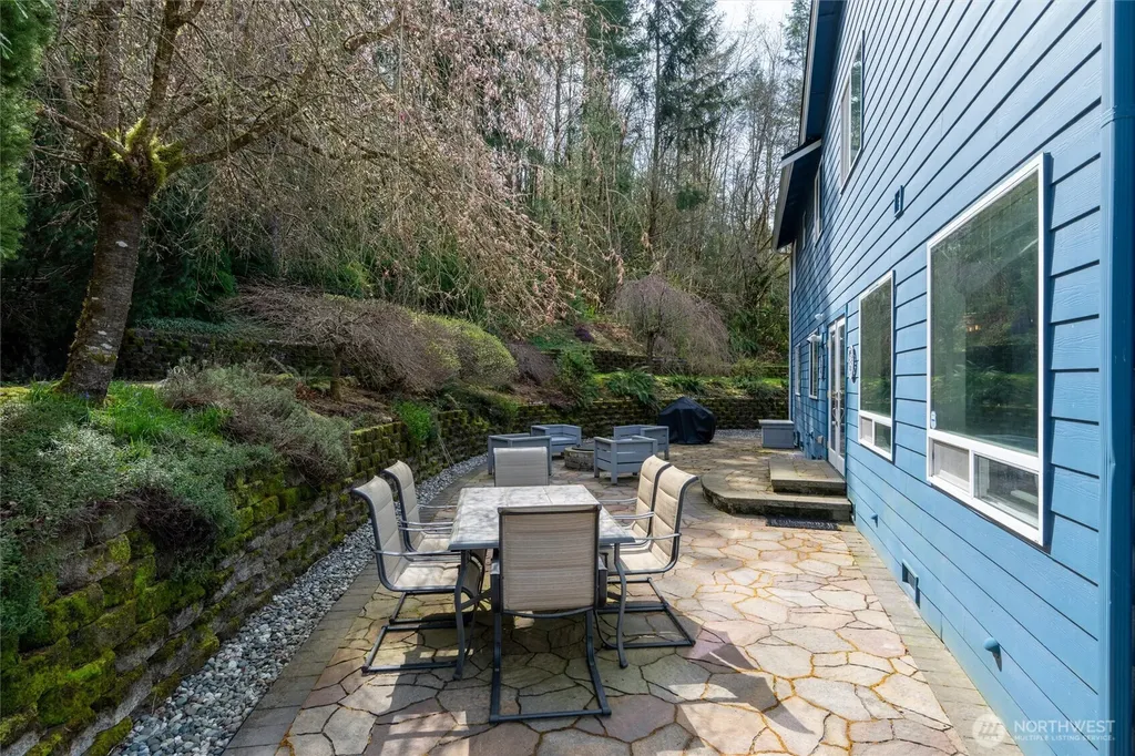861 Summerhill Drive Sedro Woolley WA 98284