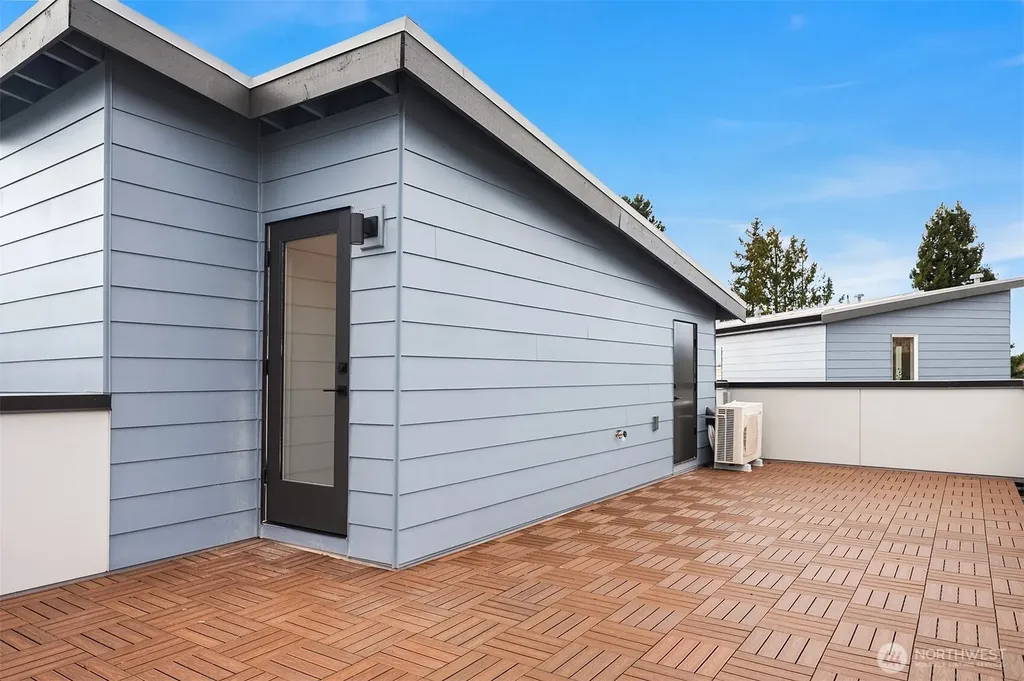 219 NE 75th Street Seattle WA 98115