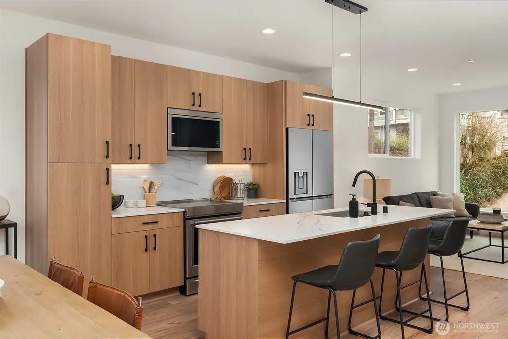 219 NE 75th Street Seattle WA 98115