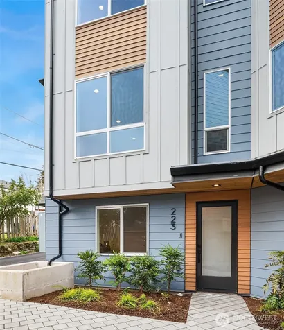 219 NE 75th Street Seattle WA 98115
