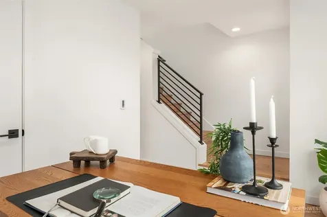 219 NE 75th Street Seattle WA 98115
