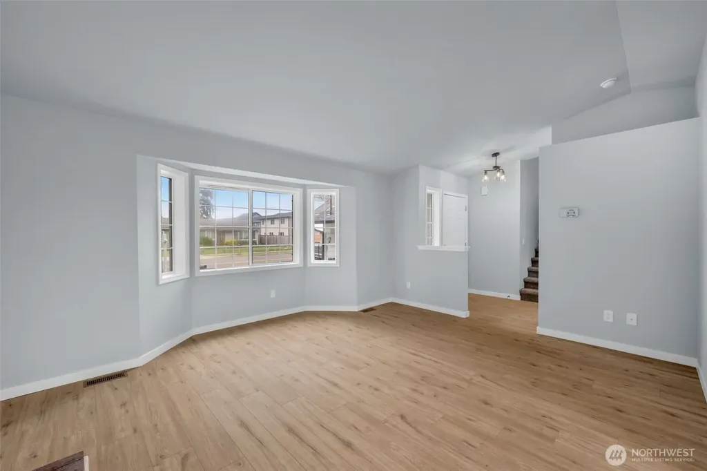 2205 65th Avenue NE Tacoma WA 98422
