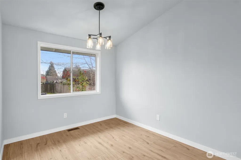 2205 65th Avenue NE Tacoma WA 98422