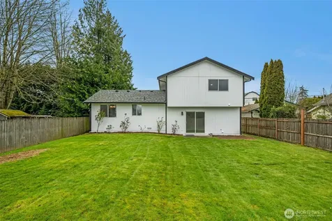 2205 65th Avenue NE Tacoma WA 98422