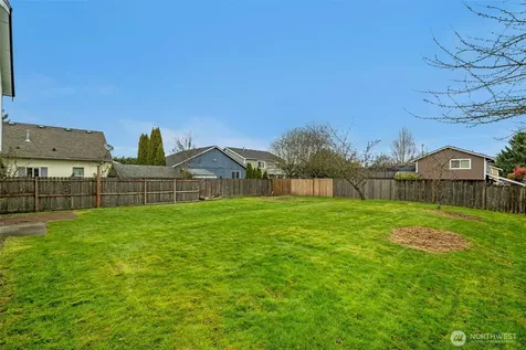 2205 65th Avenue NE Tacoma WA 98422