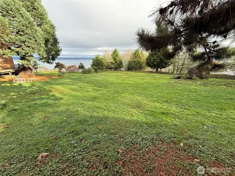 25 E Port Gardner Drive Everett WA 98206