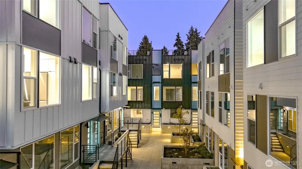 12510 35th Avenue NE Seattle WA 98125