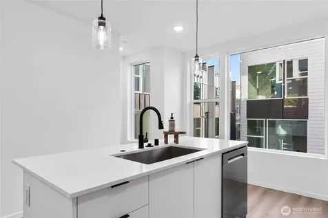 12510 35th Avenue NE Seattle WA 98125