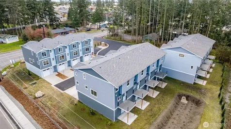 945 NW Heller Street Oak Harbor WA 98277