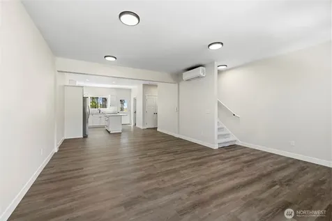 945 NW Heller Street Oak Harbor WA 98277