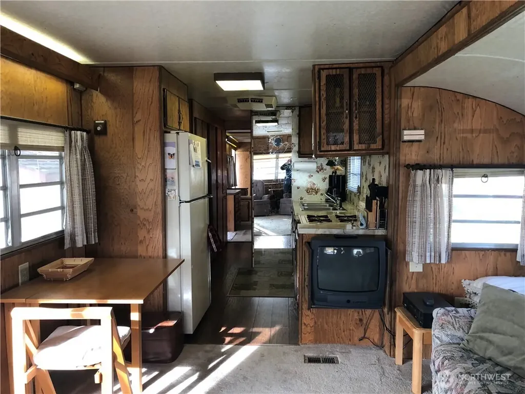 8818 Crescent Bar Road NW Quincy WA 98848