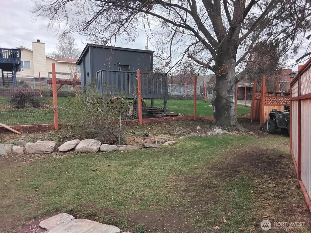 109 Antwine Avenue S Tonasket WA 98855