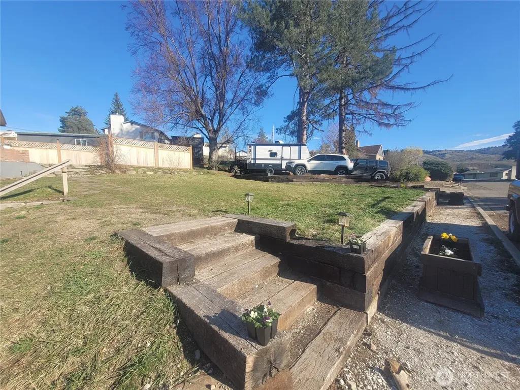 109 Antwine Avenue S Tonasket WA 98855