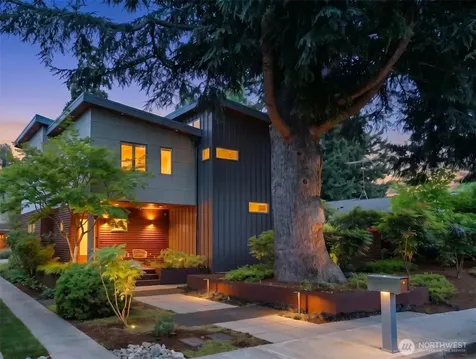 1102 5th Street Kirkland WA 98033