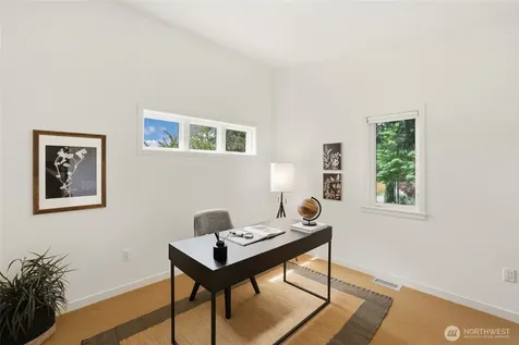 1102 5th Street Kirkland WA 98033