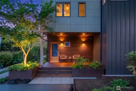1102 5th Street Kirkland WA 98033