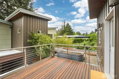 1102 5th Street Kirkland WA 98033