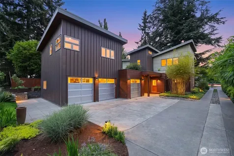 1102 5th Street Kirkland WA 98033