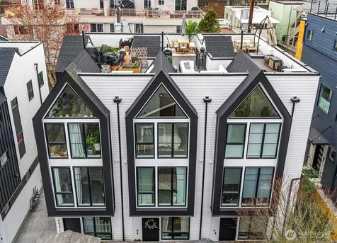 6037 42nd Avenue SW Seattle WA 98136