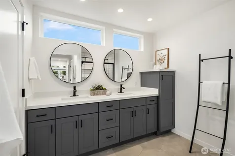 6037 42nd Avenue SW Seattle WA 98136