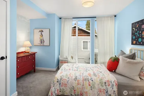 6037 42nd Avenue SW Seattle WA 98136