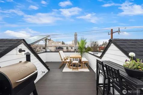 6037 42nd Avenue SW Seattle WA 98136