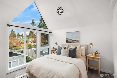 6037 42nd Avenue SW Seattle WA 98136