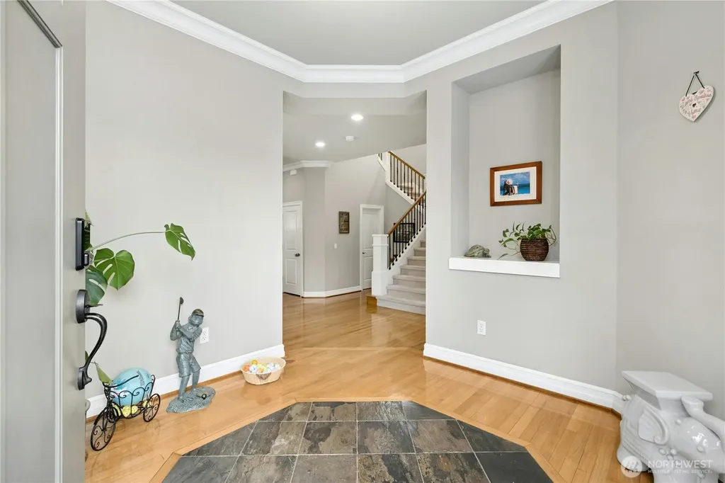 2411 30th Avenue NE Issaquah WA 98029