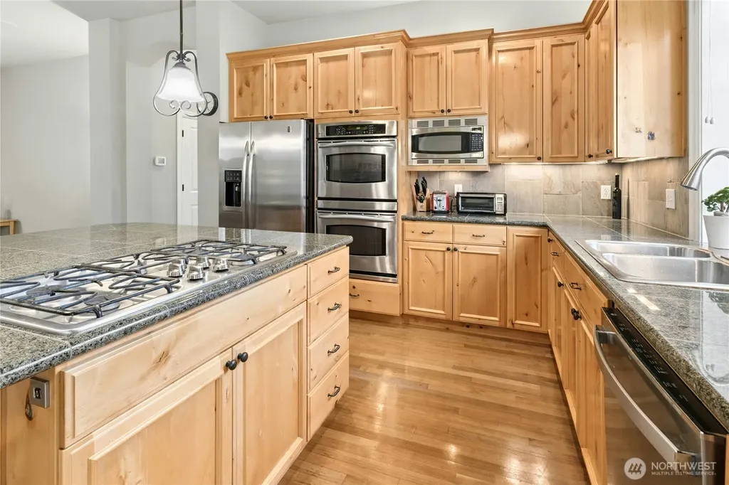 2411 30th Avenue NE Issaquah WA 98029