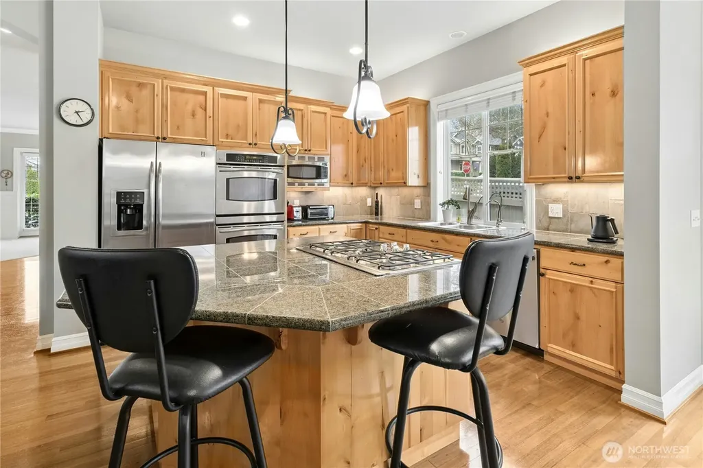 2411 30th Avenue NE Issaquah WA 98029