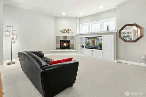 2411 30th Avenue NE Issaquah WA 98029