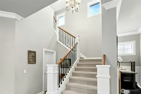 2411 30th Avenue NE Issaquah WA 98029