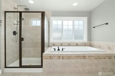 2411 30th Avenue NE Issaquah WA 98029