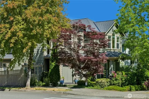 2411 30th Avenue NE Issaquah WA 98029