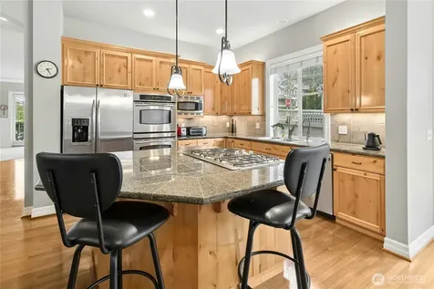2411 30th Avenue NE Issaquah WA 98029