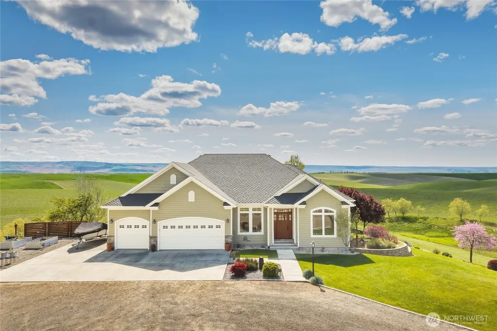 167 Rawhide Road Walla Walla WA 99362